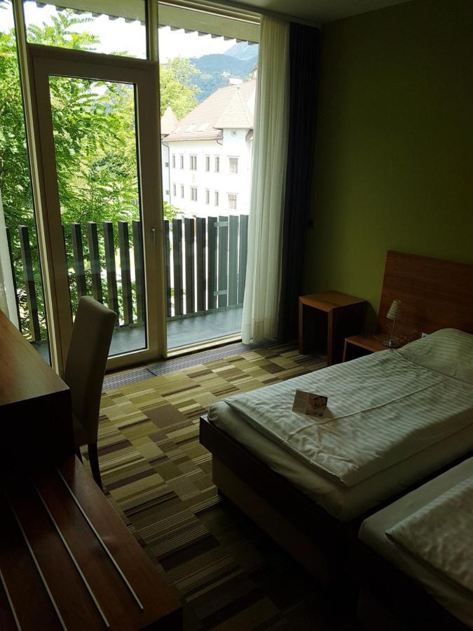 Lambergh Chateau & Hotel Dvorska Vas Kültér fotó