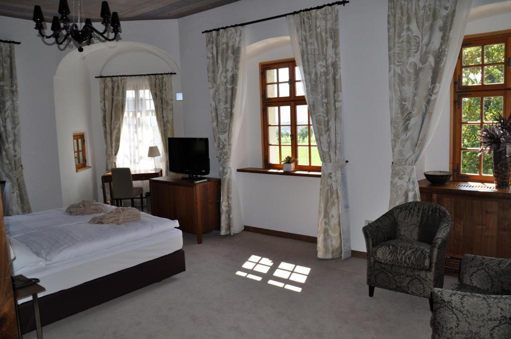 Lambergh Chateau & Hotel Dvorska Vas Szoba fotó