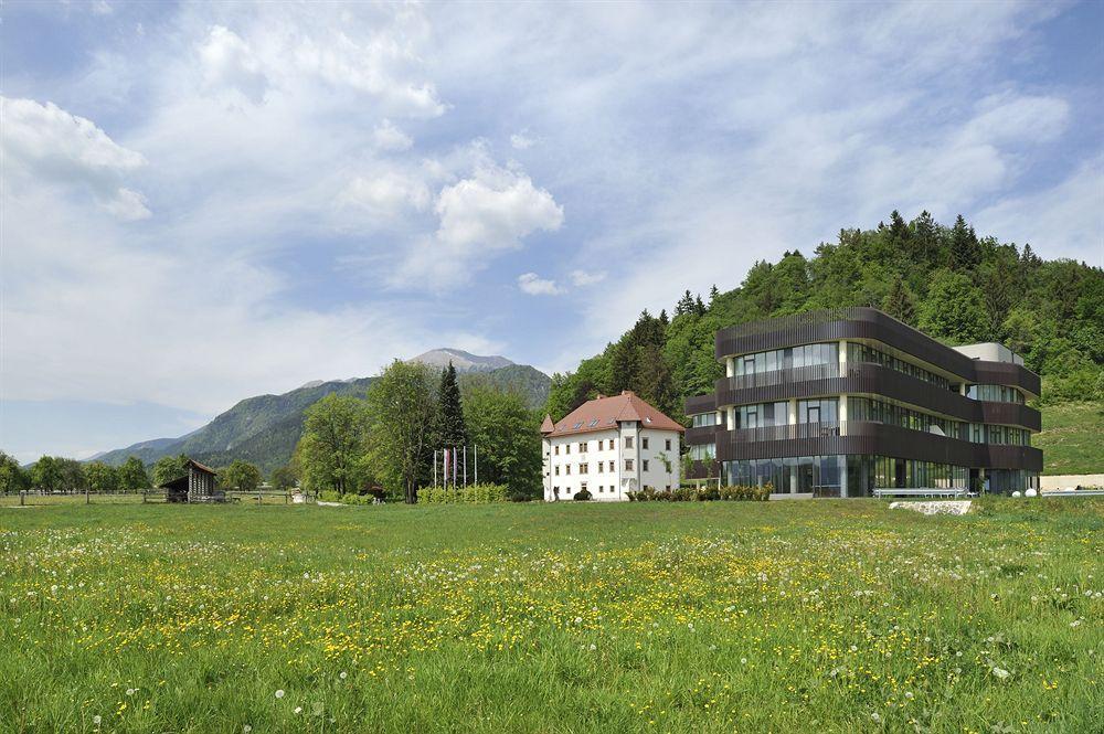 Lambergh Chateau & Hotel Dvorska Vas Kültér fotó