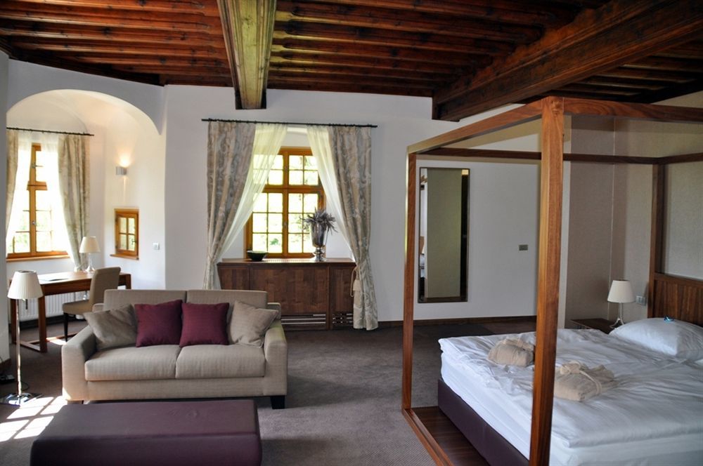 Lambergh Chateau & Hotel Dvorska Vas Kültér fotó