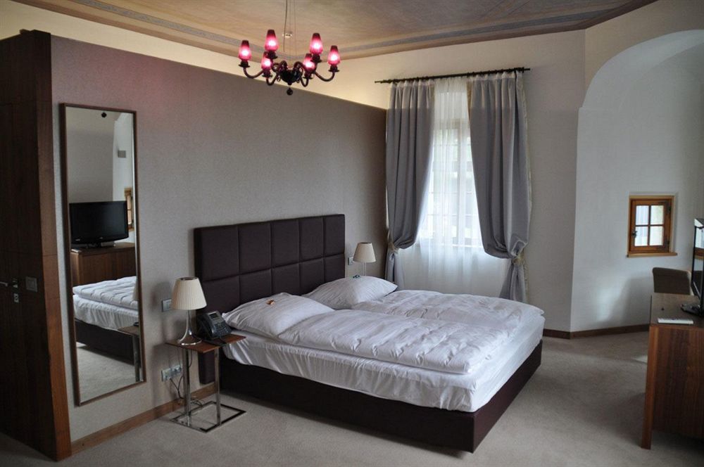 Lambergh Chateau & Hotel Dvorska Vas Kültér fotó
